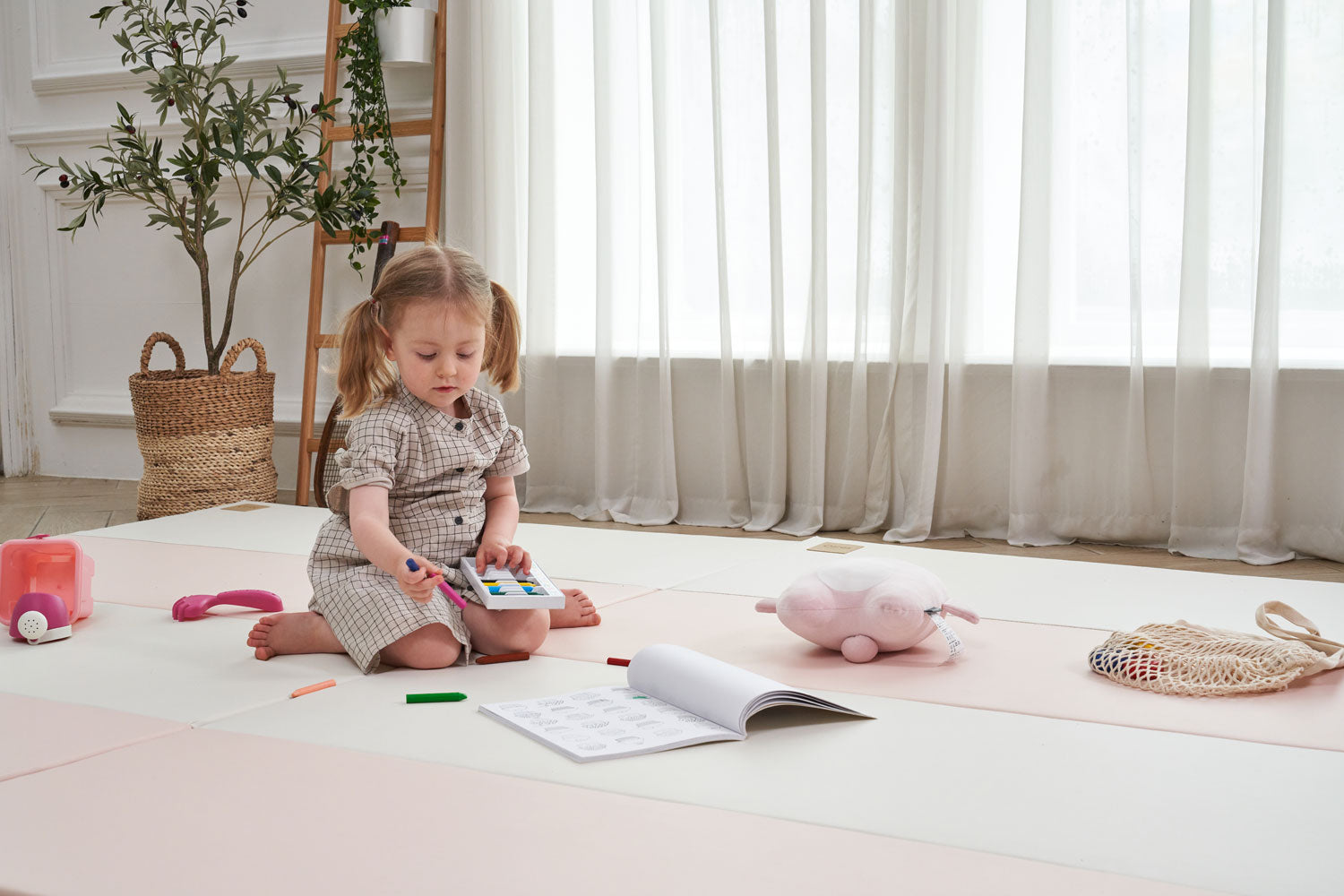 Caraz Secret Wide Folding Playmat, 140 x 200cm (7 Colors) - Pupsik Singapore