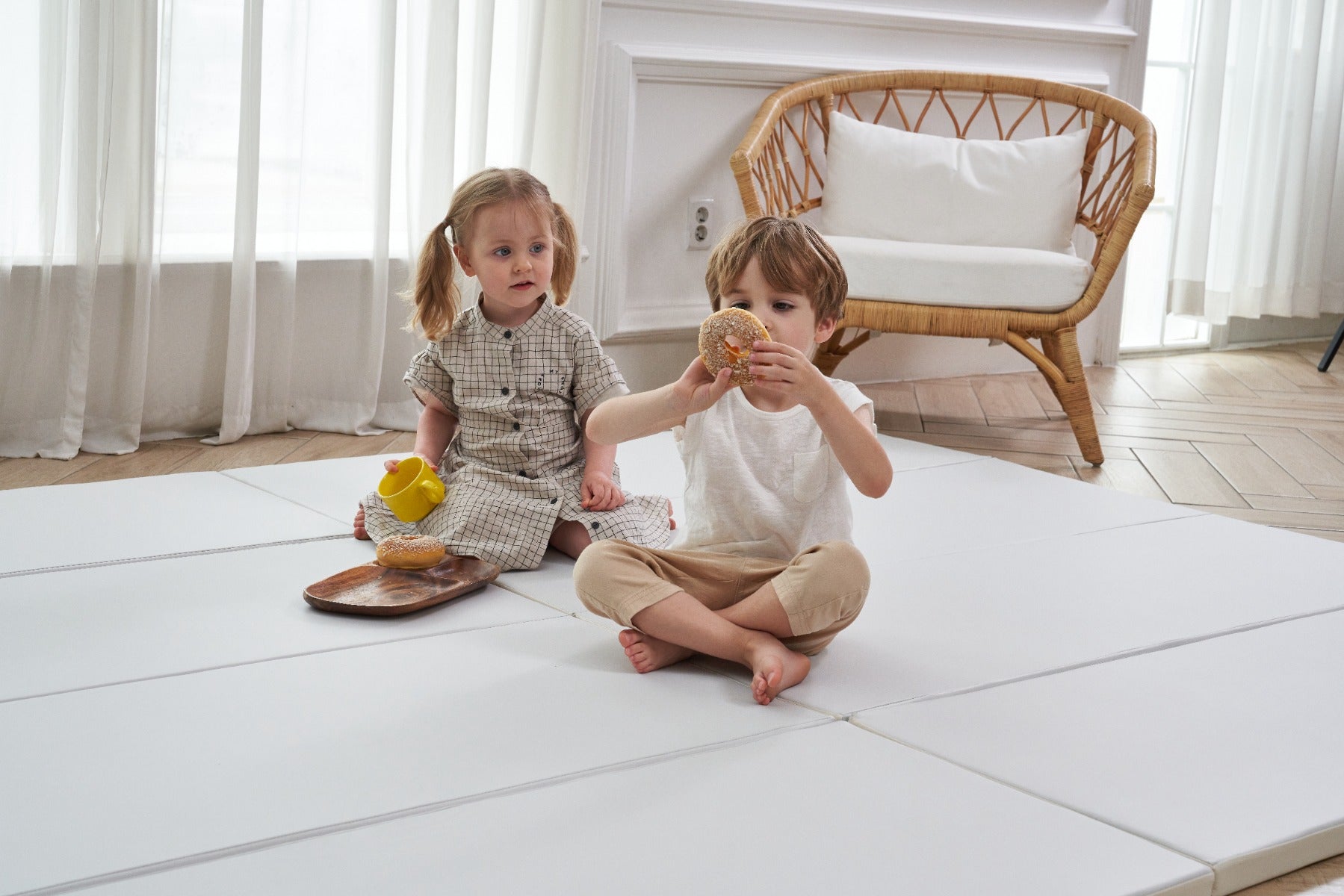 Caraz Secret Ultra Folding Playmat, 160 x 200cm (4 Colors) - Pupsik Singapore