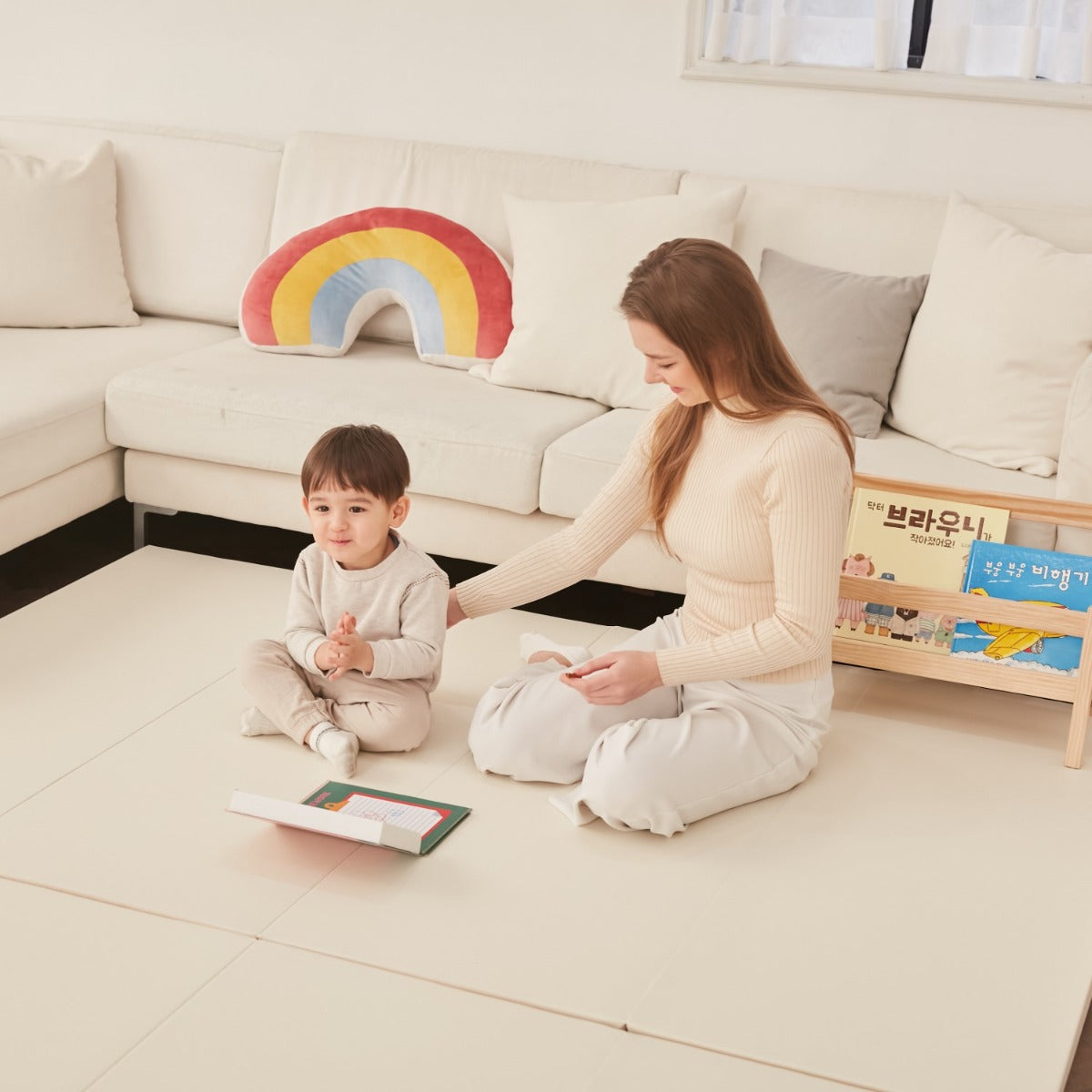 Caraz Signature Clean Folding Playmat, 140 x 200cm (4 Colors) - Pupsik Singapore