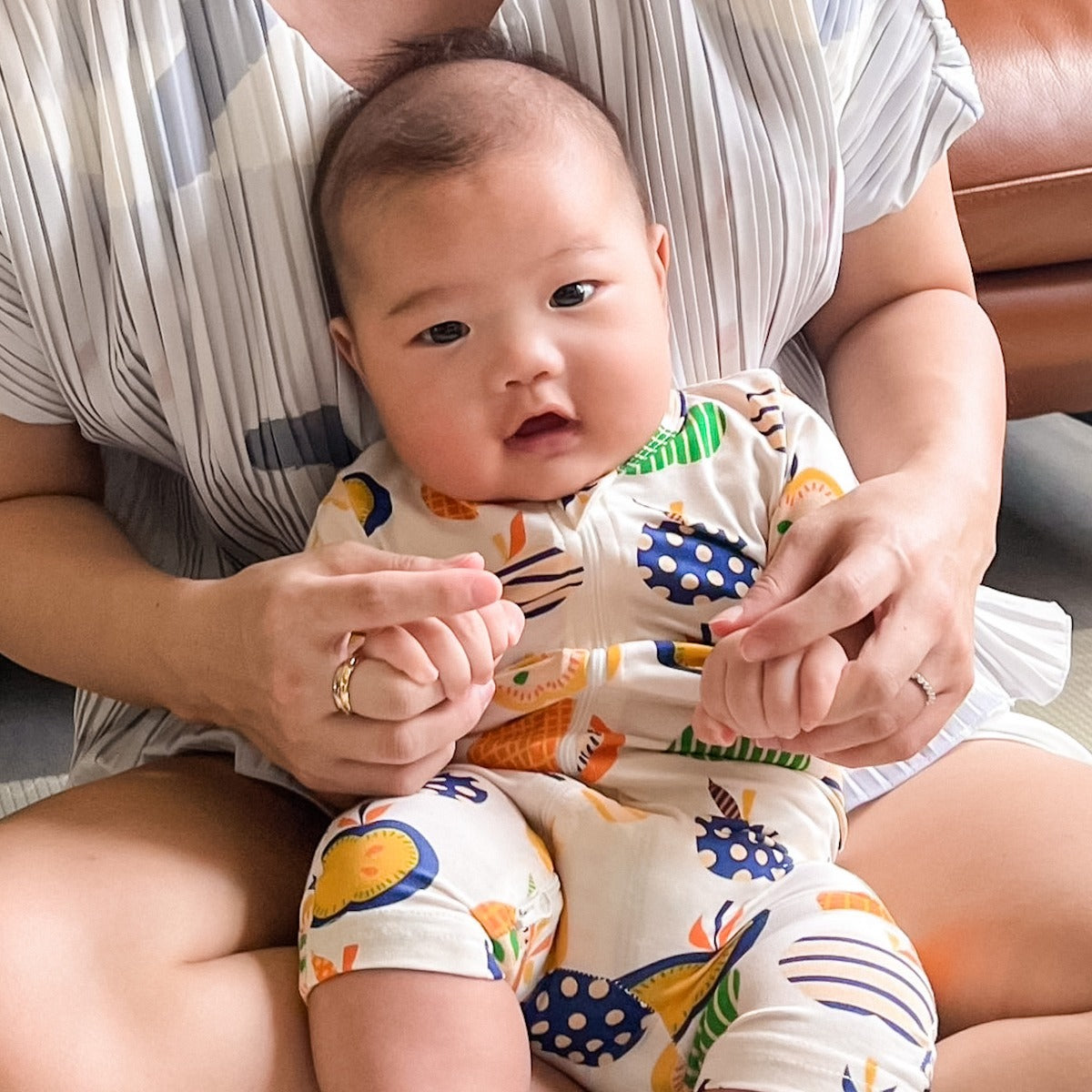 A, Apple Pie Bamboo Baby Zip Short Sleeve Romper - Apple Farm (5 Sizes)