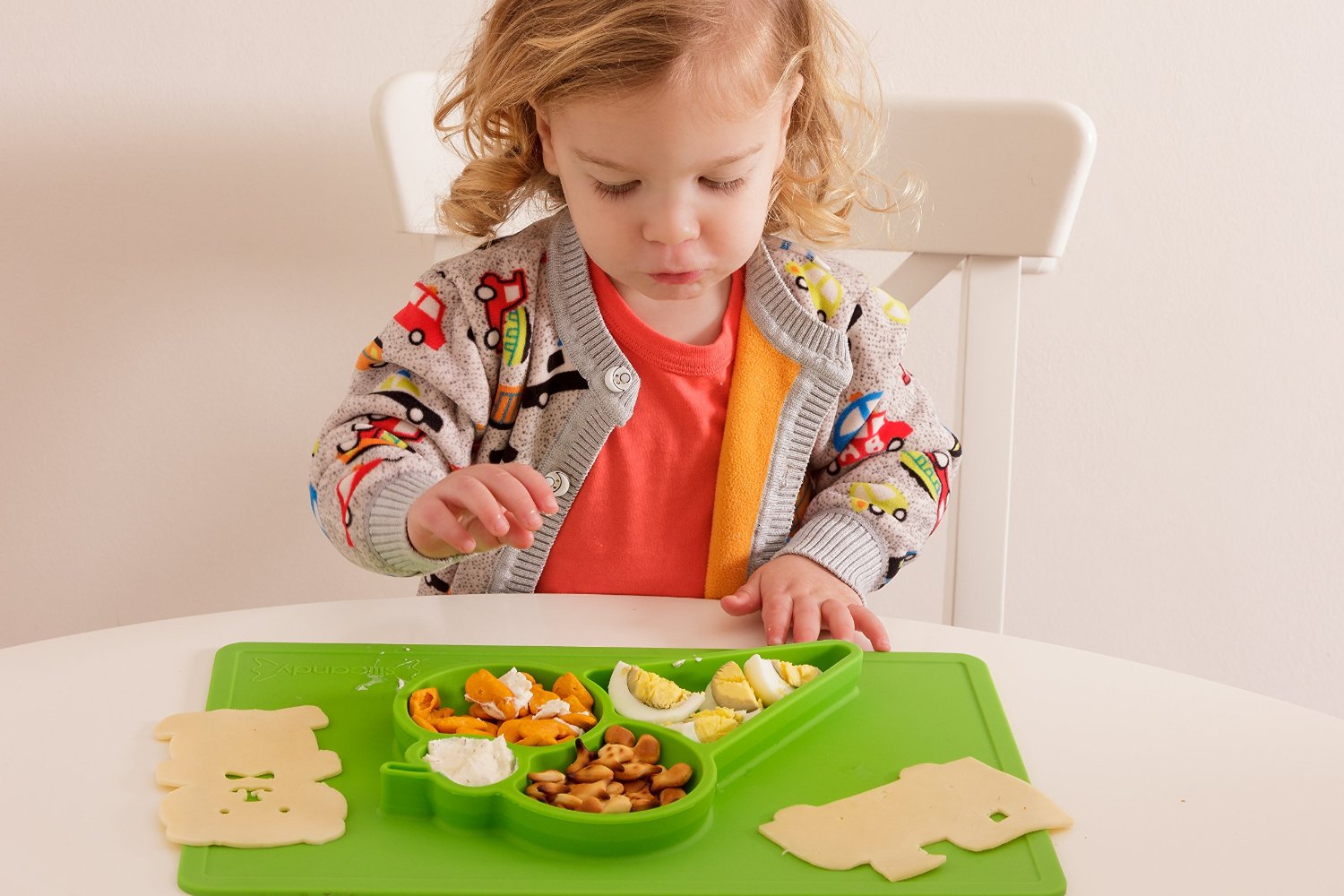 [Buy 1 Free 1] Silicandy One Piece Silicone Placemat & Plate (4 designs) - Pupsik Singapore
