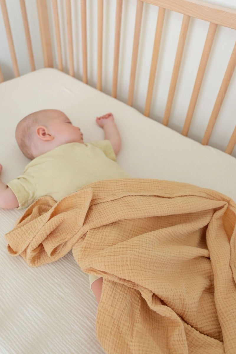 Soft Spot Fitted Sheets, Size M (10 Colours)