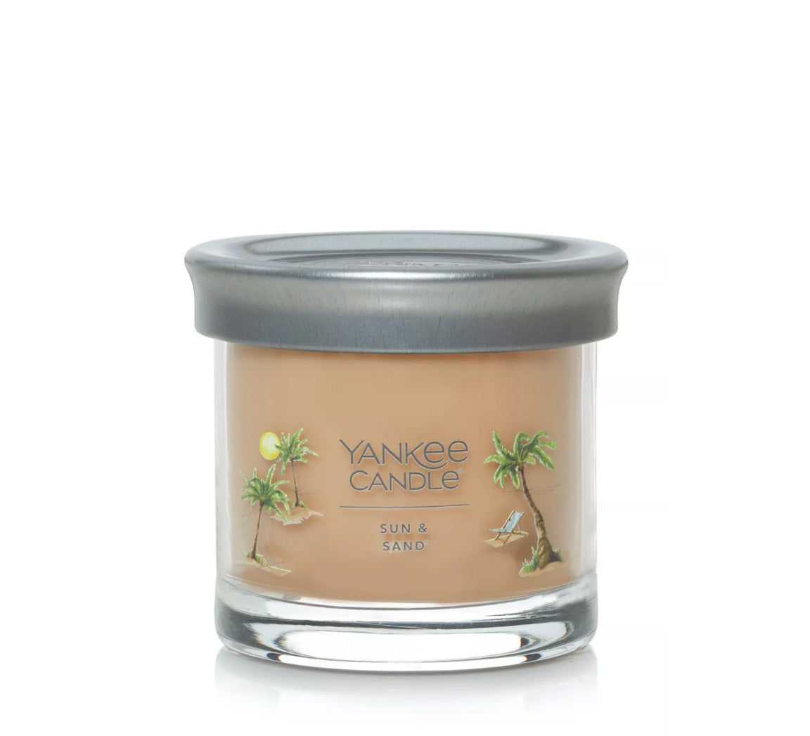 Yankee Candle Signature Small Tumbler Candle, 1- Wick (4.3oz) - Sun and Sand