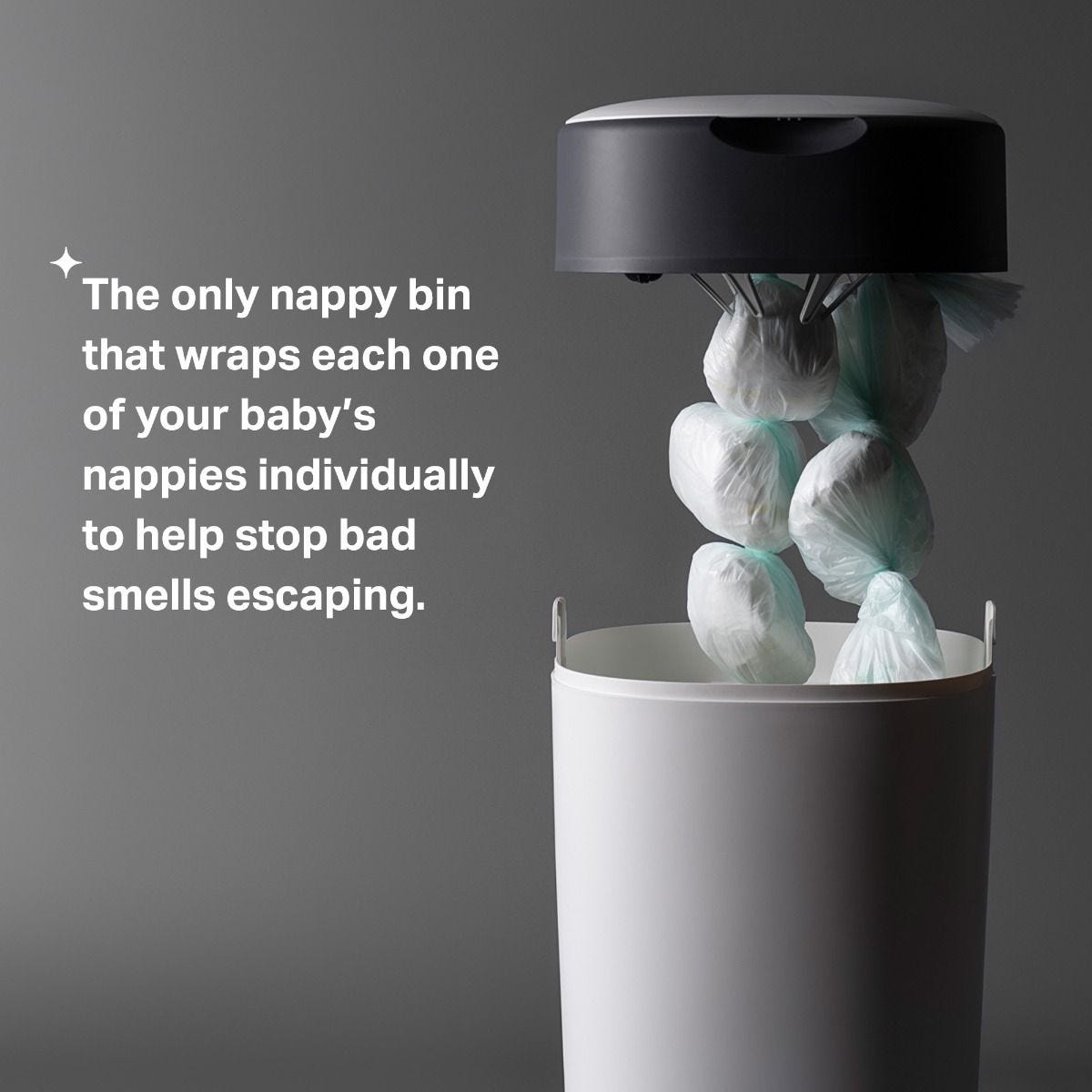 Tommee Tippee Sangenic Twist & Click Advanced Diaper Disposal Bin (6 casettes) - White