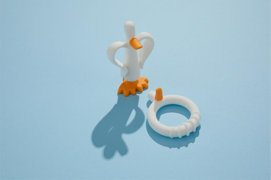 Evorie Silicone Soothing Teether - Dippy Duck, 6m+