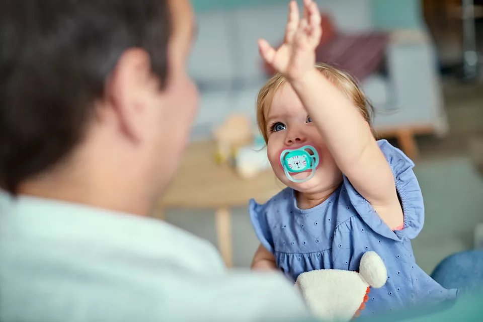 Philips Avent Ultra Air Pacifier, 2pk - 18M+ (4 Designs) - Pupsik Singapore