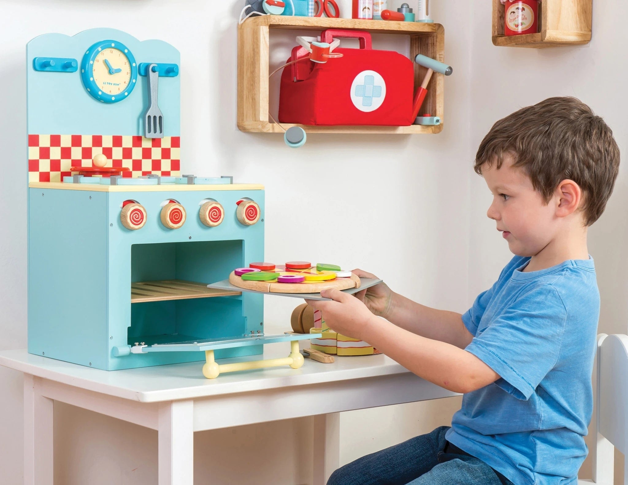 Le Toy Van Wooden Oven & Hob Kitchen Set - Blue