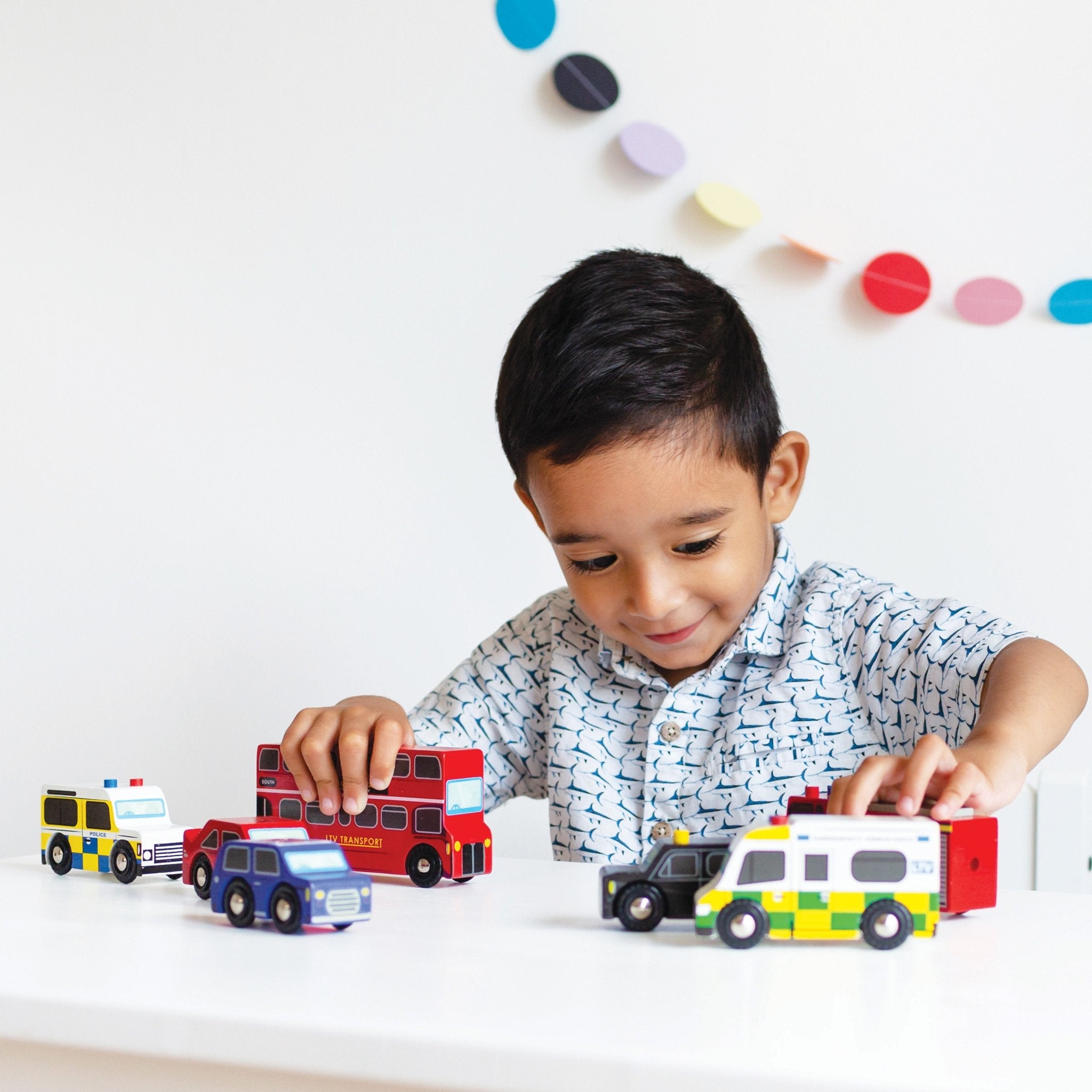Le Toy Van Wooden London Car Set