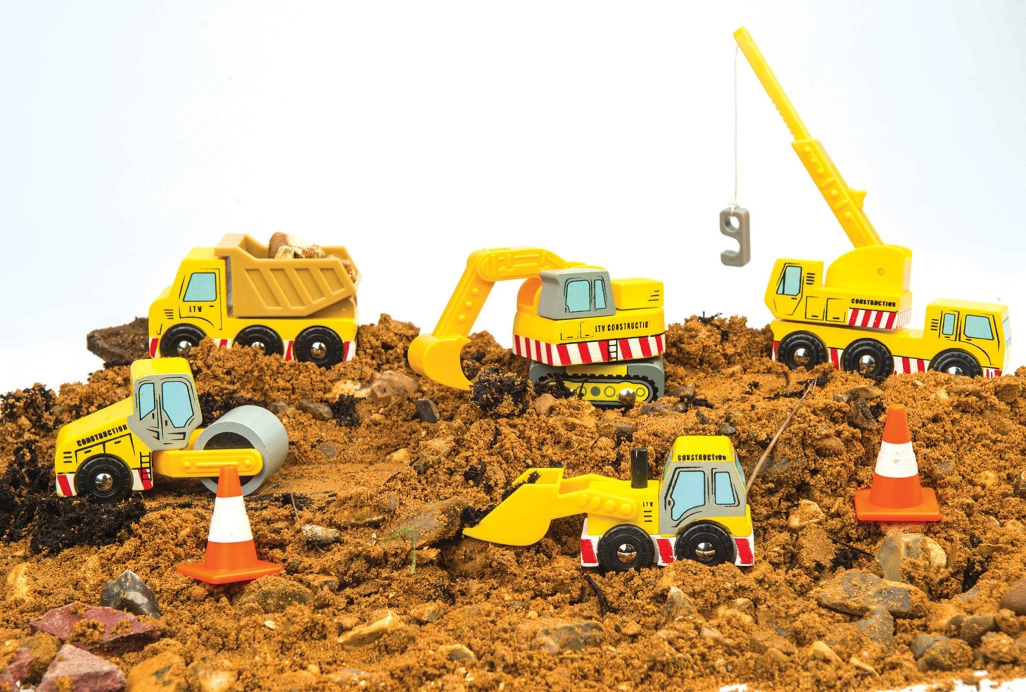 Le Toy Van Wooden Construction Cars