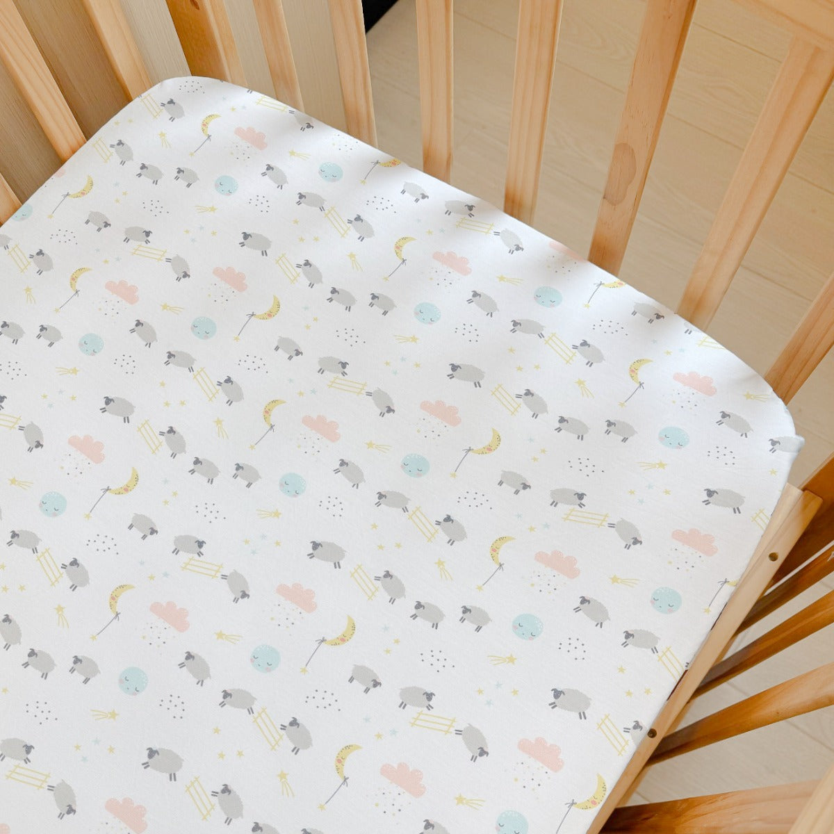 A, Apple Pie Bamboo Fitted Crib Sheets, 120 x 60 / 70 x 140cm (3 Designs)