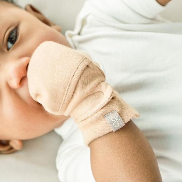 Goumi Bamboo & Organic Cotton Baby Mittens - Sandstone (2 Sizes)
