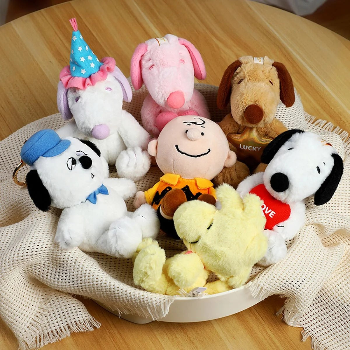 Peanuts x VIPO Snoopy Plush Keychain Blind Box, 1pk (Cute Pal Series)