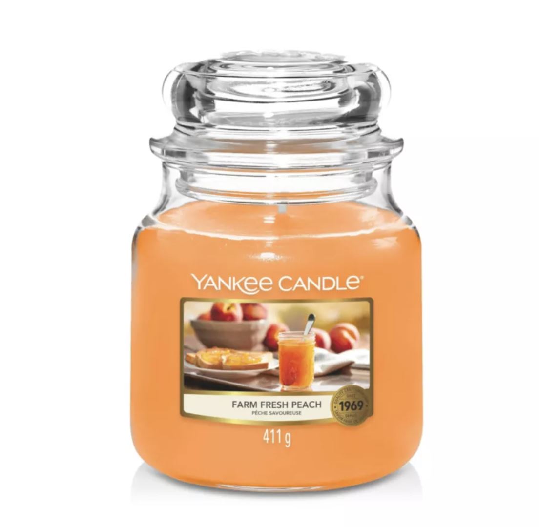 Yankee Candle Medium Jar Candle (14.5oz) - Farm Fresh Peach