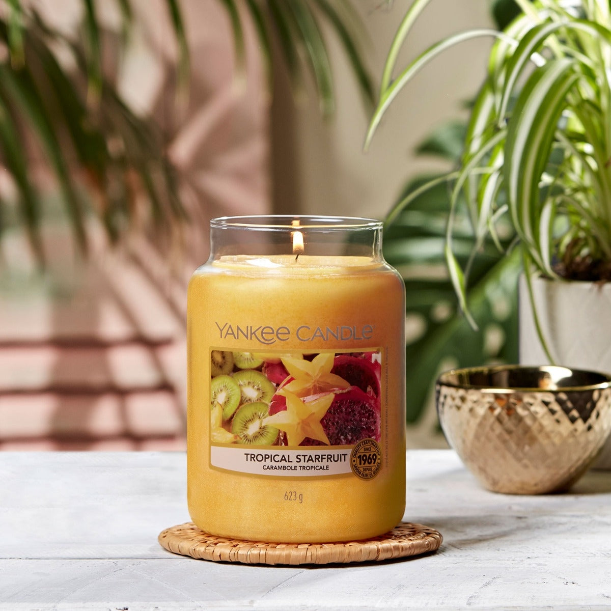 Yankee Candle Large Jar Candle (22oz) -  Tropical Starfruit