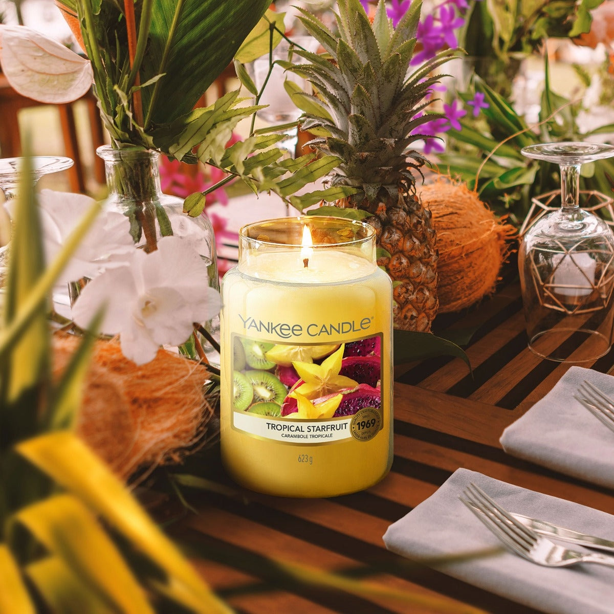 Yankee Candle Large Jar Candle (22oz) -  Tropical Starfruit